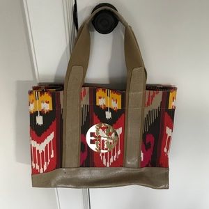 Tory Burch tote, gently used, no stains or tears